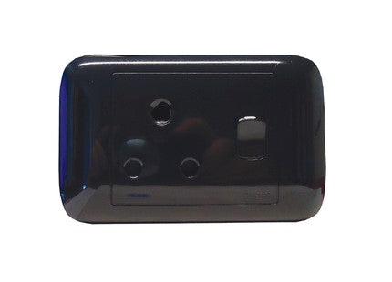 ONESTO ORACLE RANGE   4X2 Black Dedicated Switched Socket